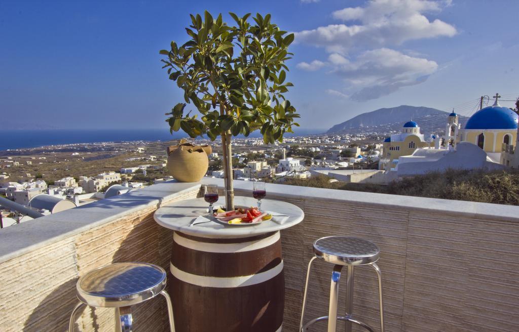 Nectarios Villa - Studios & Suites Adults Only Fira  Exteriér fotografie