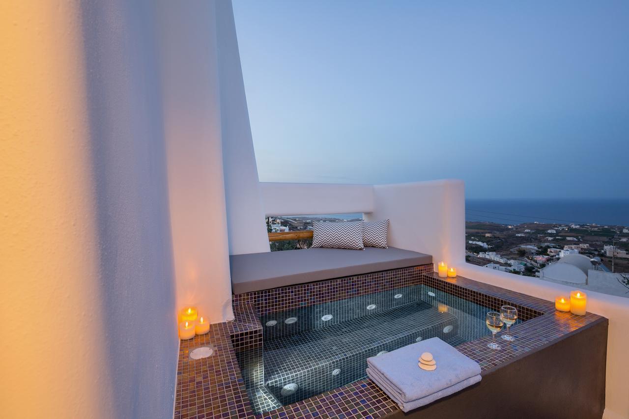 Nectarios Villa - Studios & Suites Adults Only Fira  Exteriér fotografie