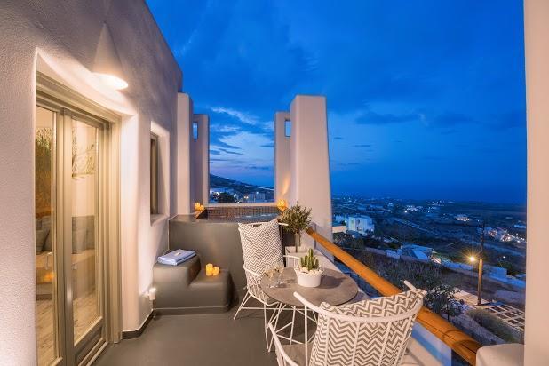 Nectarios Villa - Studios & Suites Adults Only Fira  Exteriér fotografie
