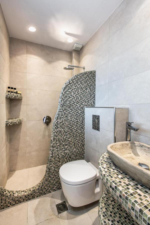 Nectarios Villa - Studios & Suites Adults Only Fira  Exteriér fotografie